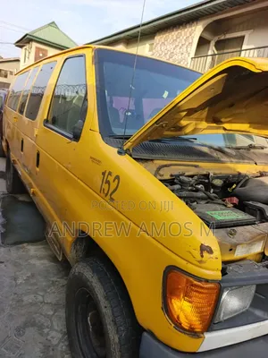 Ford E350 1992 Yellow