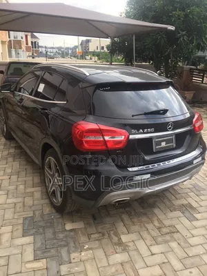 Mercedes-Benz GLA 250 2015 Black