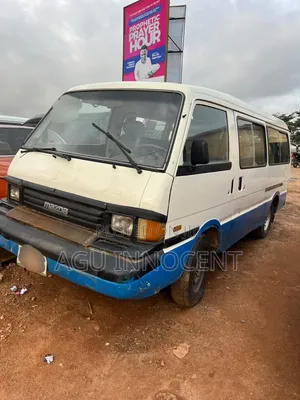 Mazda E2200 2000 White