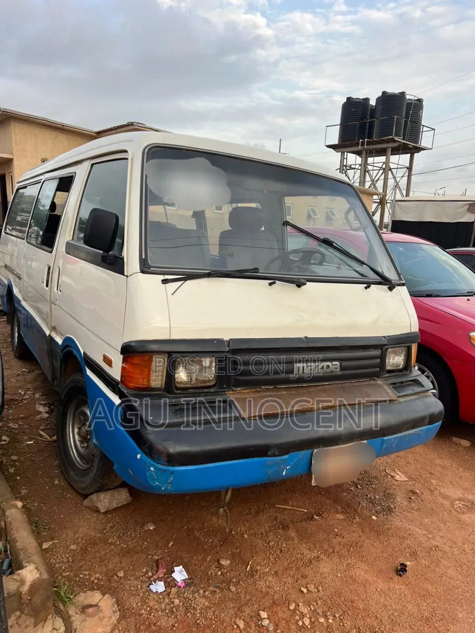 Mazda E2200 2000 White