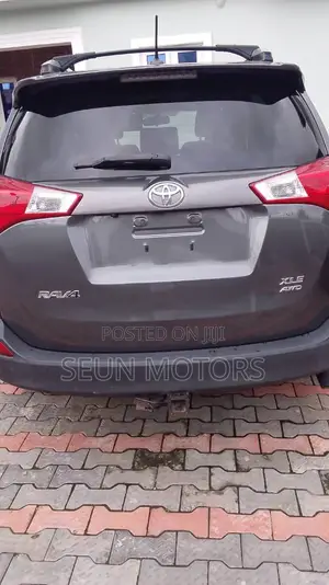 Toyota RAV4 2015 Gray