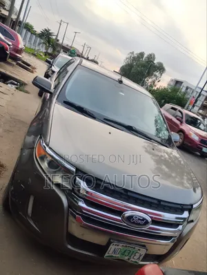 Ford Edge Limited 4dr AWD (3.5L 6cyl 6A) 2012 Gray