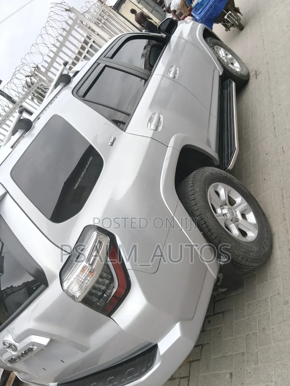Toyota 4-Runner 2016 Silver