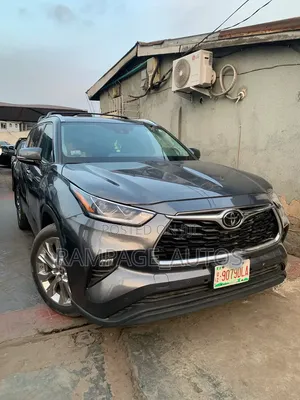 Toyota Highlander 2021 Gray