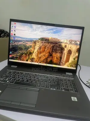 Laptop HP ZBook Fury 17 G7 32GB Intel Core i7 SSD 512GB