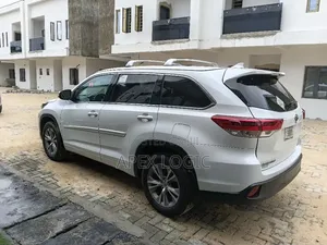 Toyota Highlander 2015 White