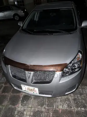 Pontiac Vibe 1.8L 2010 Silver
