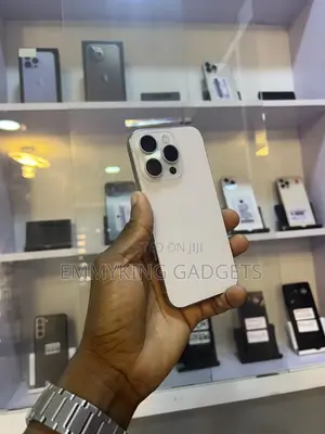 Apple iPhone 15 Pro 256 GB White