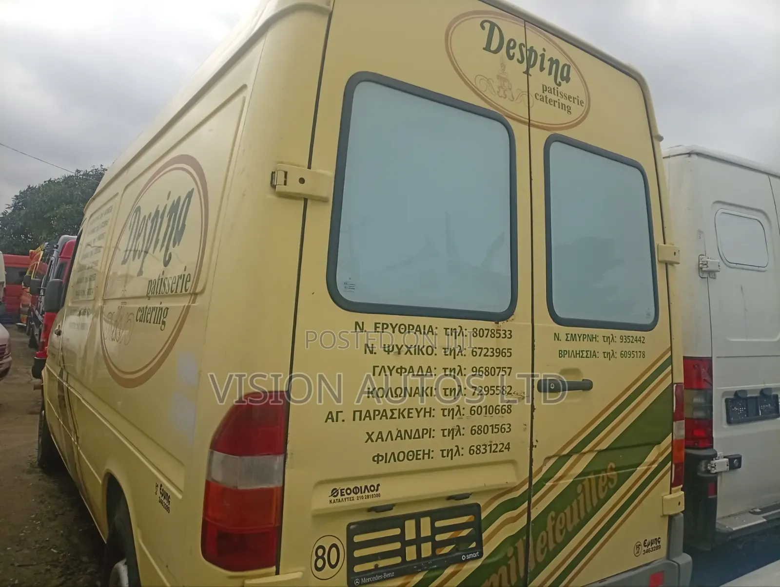 Mercedes-Benz Sprinter 2010 Yellow