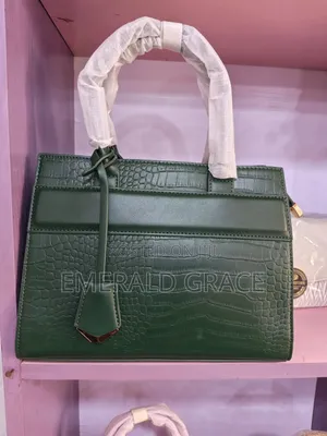 KANIRO Quality Stock Handbags