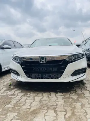 Honda Accord Sport SE 4dr Sedan FWD (2.4L 4cyl 2A) 2017 White