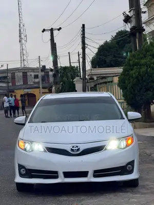 Toyota Camry 2014 White