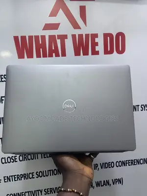Laptop Dell Latitude 5310 8GB Intel Core i5 SSD 256GB