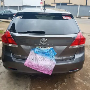 Toyota Venza 2011 Gray