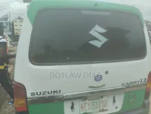 Suzuki APV Minibus 2009 Green