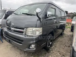 Toyota HiAce 2016 Grey