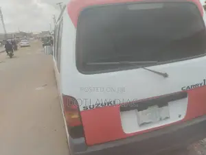 Suzuki APV Minibus 2009 Red