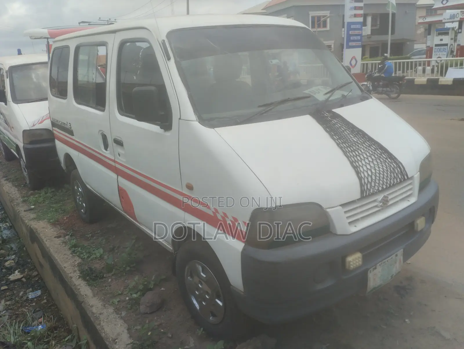 Suzuki APV Minibus 2009 Red