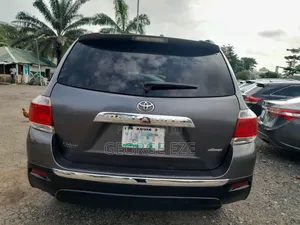 Toyota Highlander 2013 Gray
