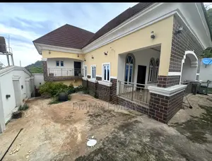 4bdrm House in Enugu for sale