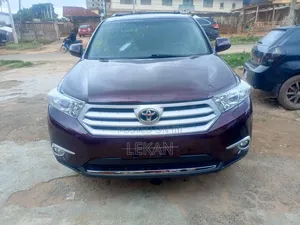 Toyota Highlander 2013 Burgundy
