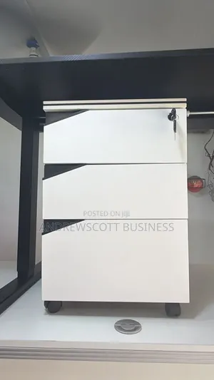 3 Doors Wooden Mobile Drawer