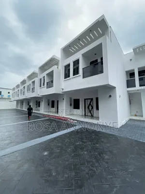 2bdrm Duplex in Ikota for sale