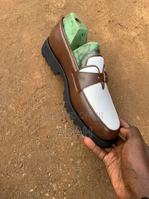 Regular Fashioned Shoe