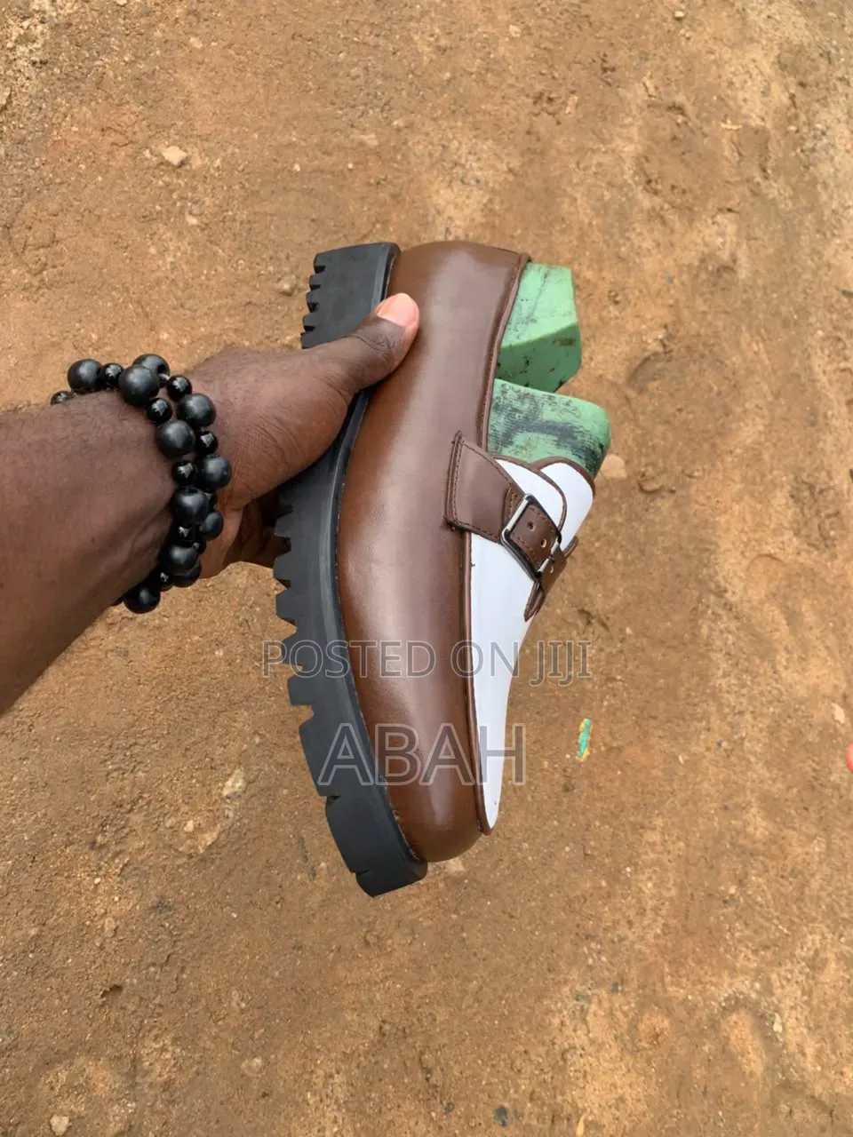 Regular Fashioned Shoe