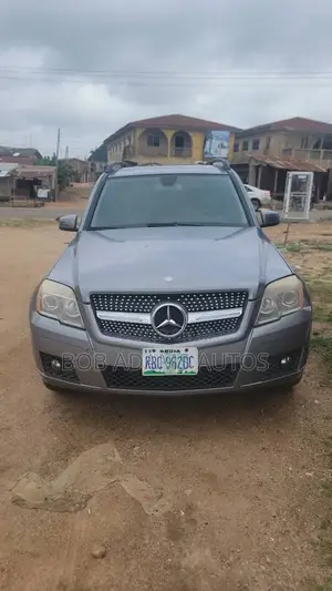 Mercedes-Benz GLK-Class 350 4MATIC 2011 Gray