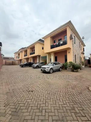 5bdrm Townhouse / Terrace in Jahi Gilmore for rent