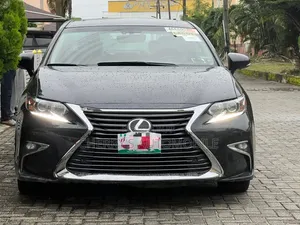 Lexus ES 2016 Black