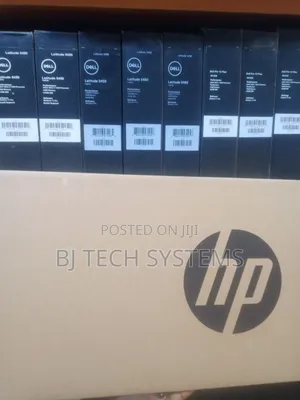 New Laptop HP 250 G10 8GB Intel Core i5 SSD 512GB