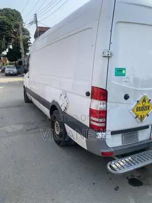 Mercedes-Benz Sprinter 2013 White