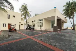 Brand New 3 Bedroom Beach House