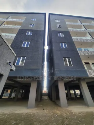 2bdrm Block of Flats in Lekki for rent