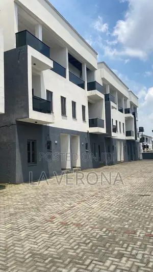 Furnished 4bdrm Townhouse / Terrace in Jahi for rent