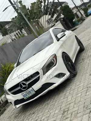 Mercedes-Benz CLA-Class CLA 250 4MATIC Sedan 2015 White