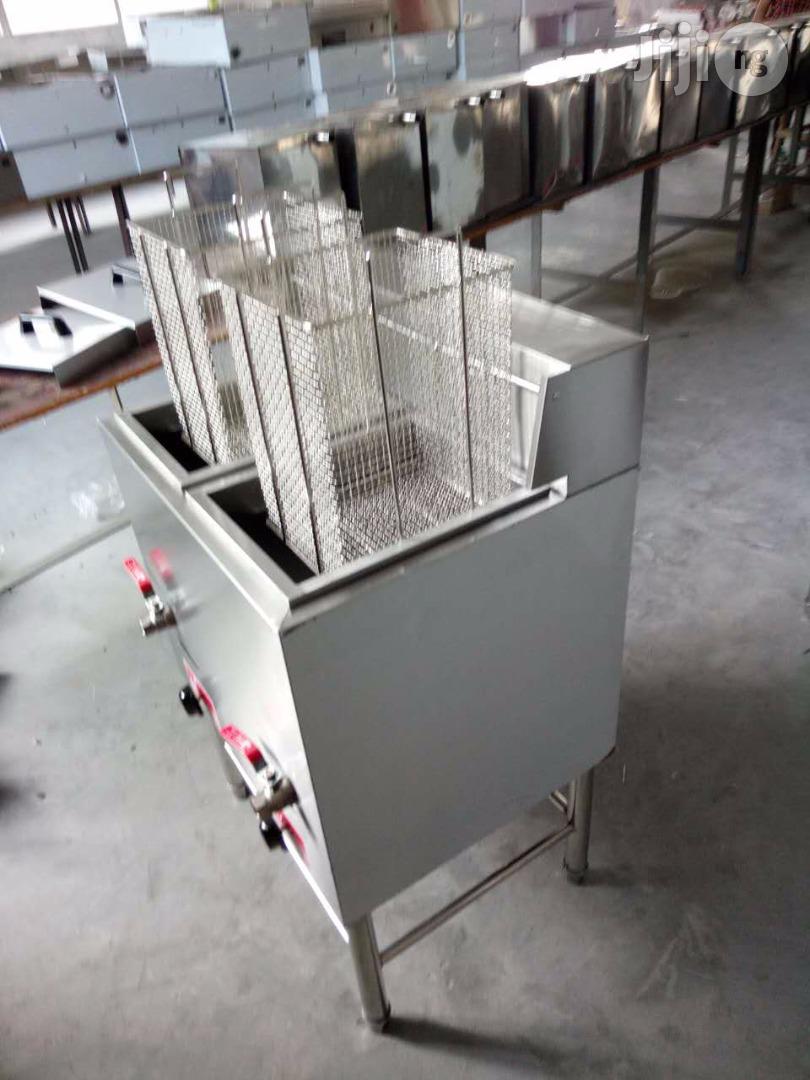 Standing Double Tank Deep Fryer in Ojo Restaurant & Catering