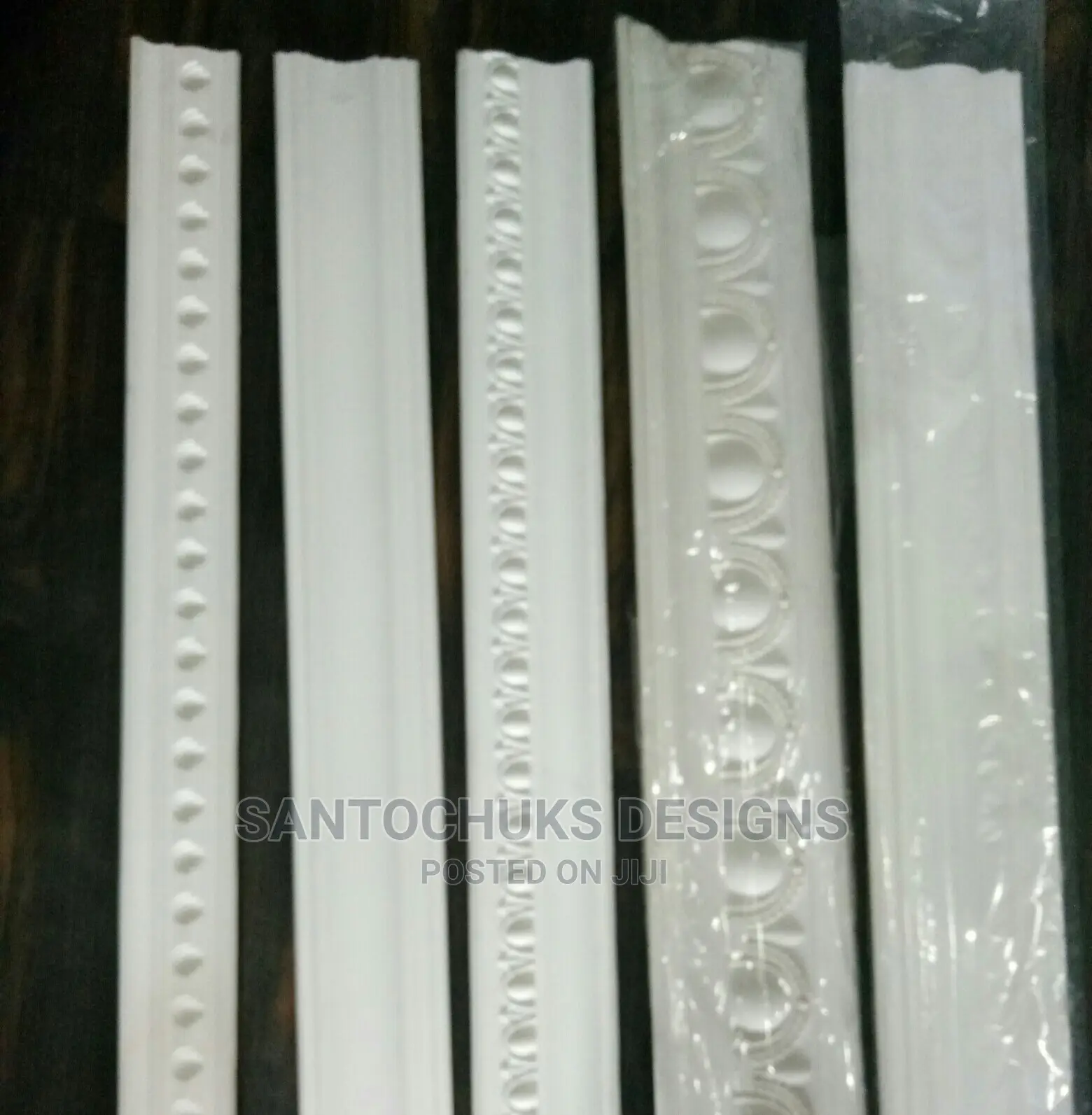 Plastic Pop Cornice