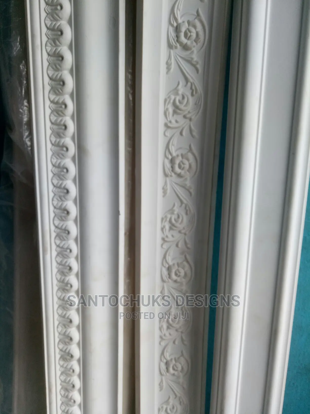 Plastic Pop Cornice