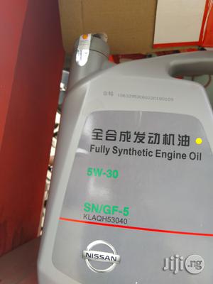 Fully Synthetic Engine Oil 5w 30.Nissan