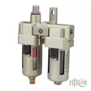 Desiccant Dryer With Oil Removal Filter - 3/8 Inch