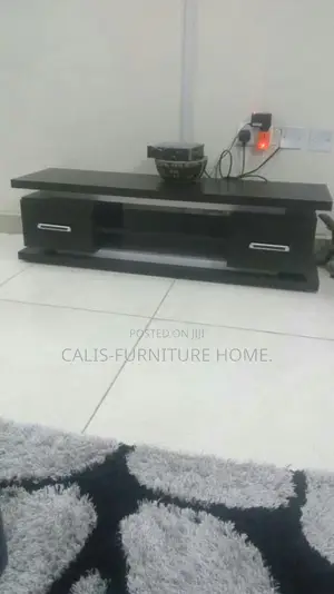 4ft TV Stand