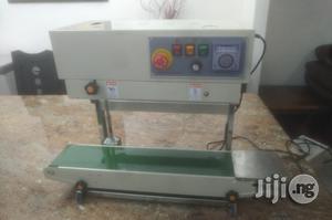 Industrial Sealing Machine