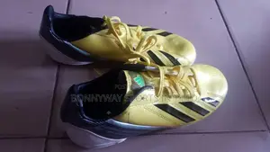 Size 35 Tokunbo Children Boot