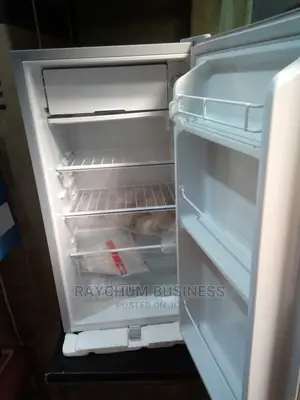 Padex Table Top Fridge With Top Freezer Model 128