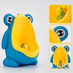 Baby Boy Potty Toilet Training Frog Infant Wall-Mounted Hook
