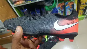 Nike Size 40 Boot