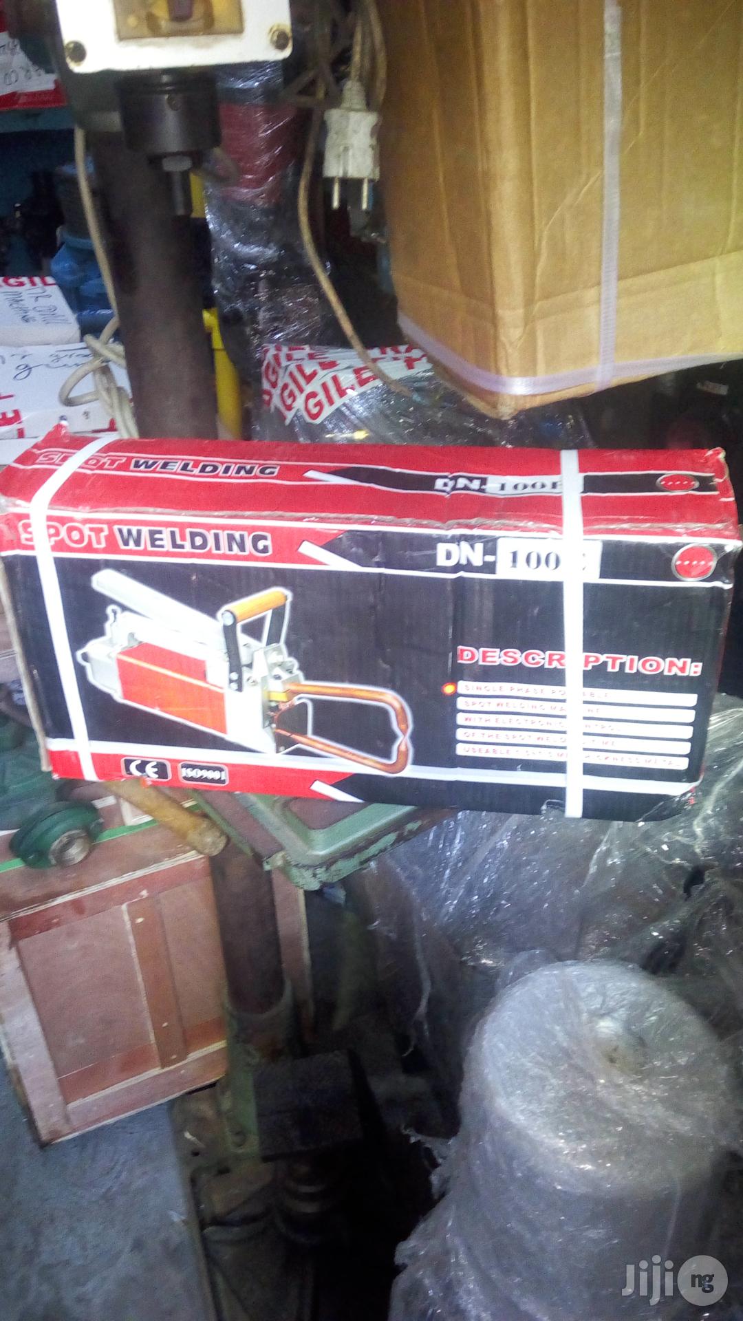 Spot Welding Machine